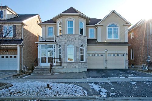 91 James Parrott Ave, Markham, ON, L6E2B3 | Card Image