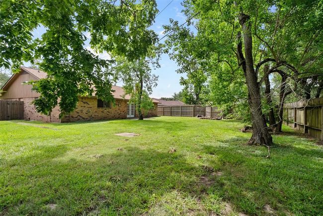 21807 Glenbranch Dr, House other with 3 bedrooms, 2 bathrooms and 2 parking in Spring TX | Image 15