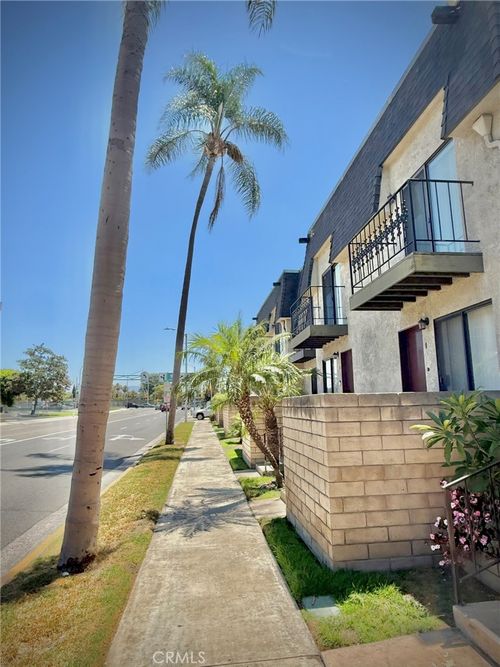 unit-i-2229 N Broadway, Santa Ana, CA, 92706-2652 | Card Image