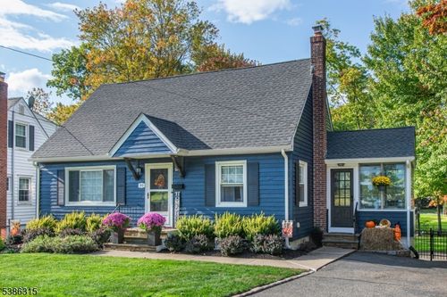 89 Forest Ave, West Caldwell, NJ, 07006-7961 | Card Image