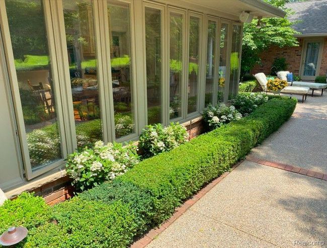 645 Lone Pine Rd, House other with 3 bedrooms, 5 bathrooms and null parking in Bloomfield Hills MI | Image 20