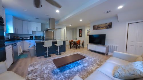 10326 Meadow Lake Ln, Houston, TX, 77042-2954 | Card Image