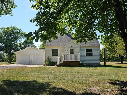 303 3rd St, Prinsburg, MN, 56281-9744 | Card Image