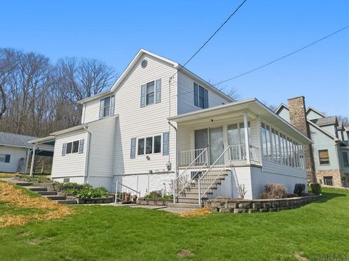 1040 Station Rd, TWIN ROCKS, PA, 15960-4020 | Card Image