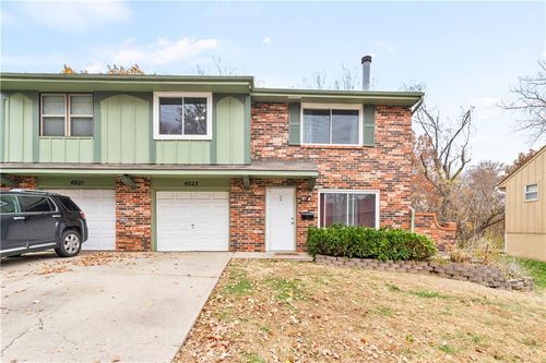 4023 Hedges Ave, Kansas City, MO, 64133-1307 | Card Image