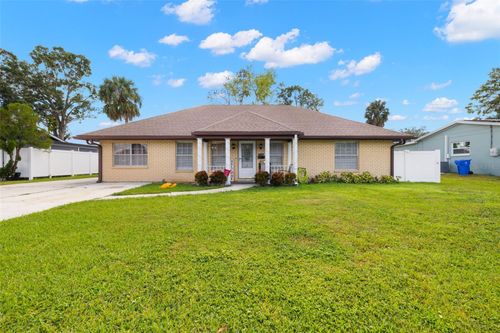 7706 W Elm St, TAMPA, FL, 33615-3301 | Card Image