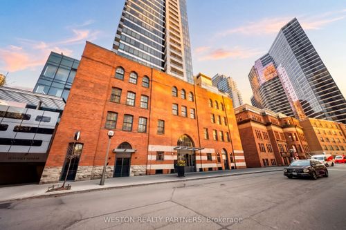 208-5 St Joseph St, Toronto, ON, M4Y0B6 | Card Image