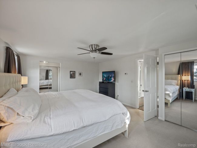22491 N Nottingham Dr, House other with 4 bedrooms, 3 bathrooms and null parking in Beverly Hills MI | Image 24
