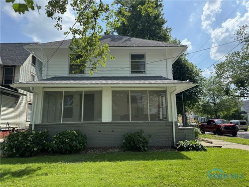 331 Buckeye St, Toledo, OH, 43611-3826 | Card Image