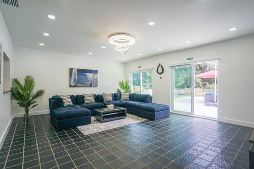 3150 Calle Largo Dr, Hollywood, FL, 33021-7058 | Card Image