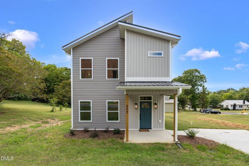 207 E Parker St, Graham, NC, 27253-1813 | Card Image