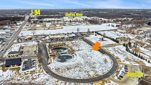 56400 Village Center Cir, Mattawan, MI, 49071-8371 | Card Image