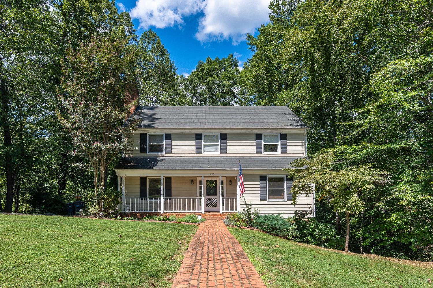 1205 Bell Tavern Rd, For Sale in Lynchburg - eXp Realty