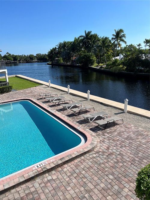apt-34-1812 E Oakland Park Blvd, Fort Lauderdale, FL, 33306-1127 | Card Image