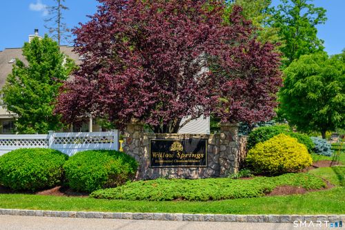 274-274 Willow Spgs, New Milford, CT, 06776 | Card Image