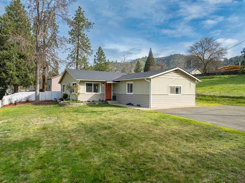 114 Short St, Rogue River, OR, 97537-9549 | Card Image