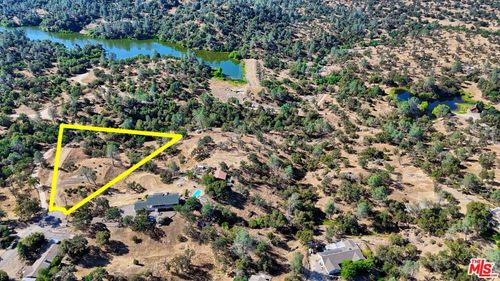 1758 Long Hollow Ln, Coarsegold, CA, 93614 | Card Image