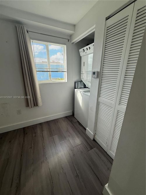 apt-6-821 Sw 2nd St, Miami, FL, 33130-1258 | Card Image