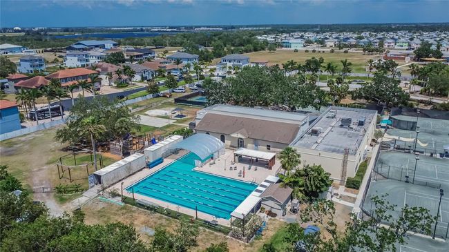 6530 Manila Palm Way, House other with 4 bedrooms, 2 bathrooms and null parking in APOLLO BEACH FL | Image 72