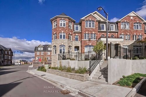 25-1331 Major Mackenzie Dr, Vaughan, ON, L6A4W4 | Card Image