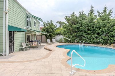 11 Donna Lane, House other with 4 bedrooms, 3 bathrooms and null parking in Lido Beach NY | Image 2