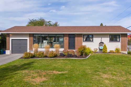 23 Brent Ave, Nepean, ON, K2G3L1 | Card Image