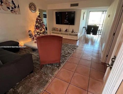 apt-423-8600 Sw 133rd Avenue Rd, Miami, FL, 33183-5316 | Card Image