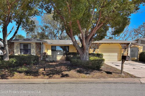 9310 Mark Twain Ln, Port Richey, FL, 34668-4375 | Card Image