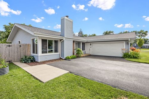 230 Plymouth Ln, Bolingbrook, IL, 60440-1923 | Card Image