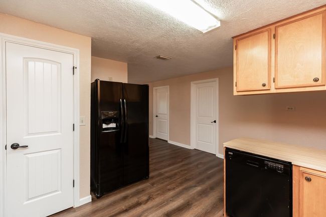 715 Dayna Ln, House other with 4 bedrooms, 2 bathrooms and null parking in Sour Lake TX | Image 14