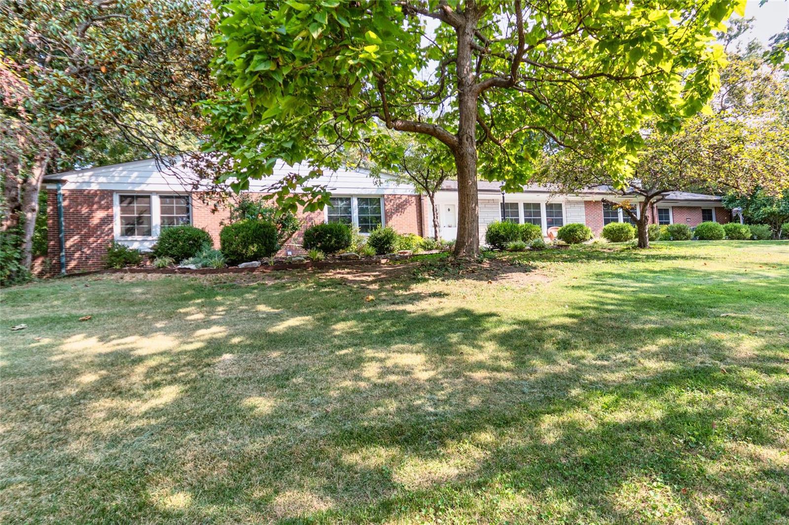 Black Oak Dr, Saint Louis, MO 63127