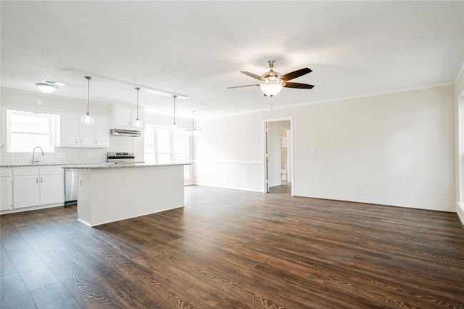 1632 E Crestway Dr, House other with 3 bedrooms, 2 bathrooms and null parking in West Tawakoni TX | Image 4