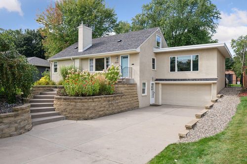 6424 Tingdale Ave, Edina, MN, 55439-1438 | Card Image