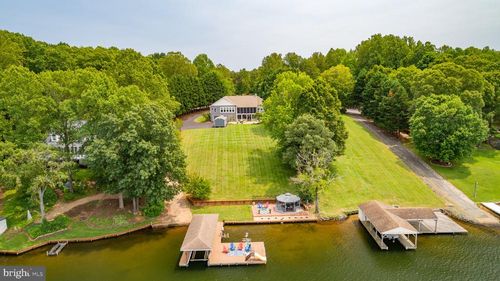 565 Busbees Point Rd, BUMPASS, VA, 23024-4809 | Card Image