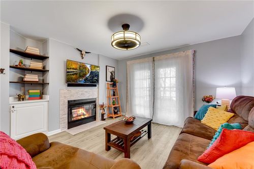 148-b-3655 Habersham Rd Ne, Atlanta, GA, 30305-5417 | Card Image