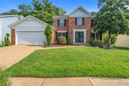 16641 Green Pines Dr, Wildwood, MO, 63011-1871 | Card Image