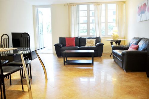 534-100 Lincoln Rd, Miami Beach, FL, 33139-2013 | Card Image