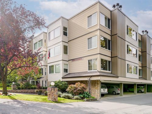 203-3260 Quadra St, Saanich, BC, V8X1G2 | Card Image