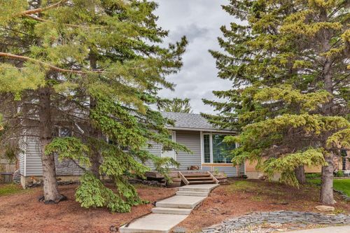 1288 Lake Sylvan Dr Se, Calgary, AB, T2J3C8 | Card Image