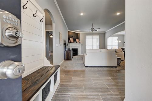 4205 Nw 156th Ct, Edmond, OK, 73013-9243 | Card Image