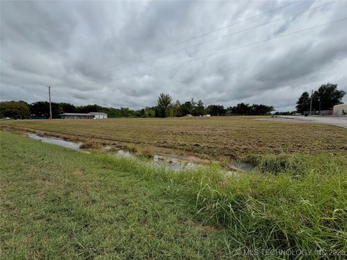 000 S 332nd East Ave, Coweta, OK, 74429 | Card Image