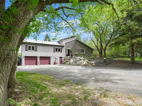 2043 Concession 5 Rd, Loretto, ON, L0G1L0 | Card Image