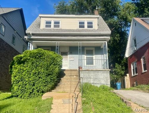 2622 Lyle Ave, Saint Louis, MO, 63143-2110 | Card Image