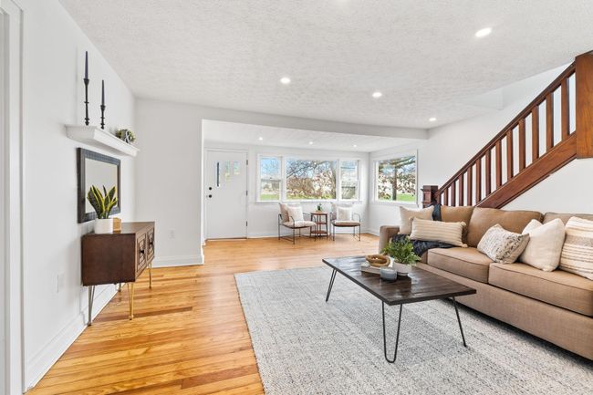 206 W Columbus St, House other with 4 bedrooms, 2 bathrooms and null parking in Lithopolis OH | Image 6