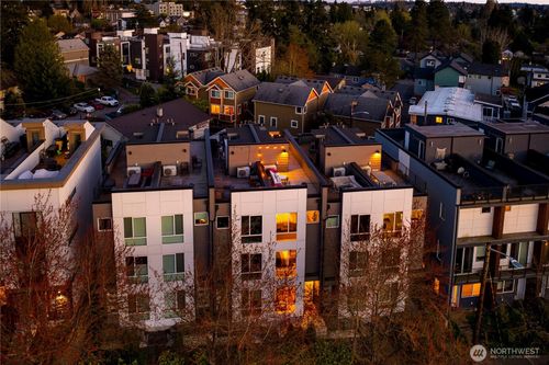 c-10162 Holman Rd Nw, Seattle, WA, 98177-4923 | Card Image