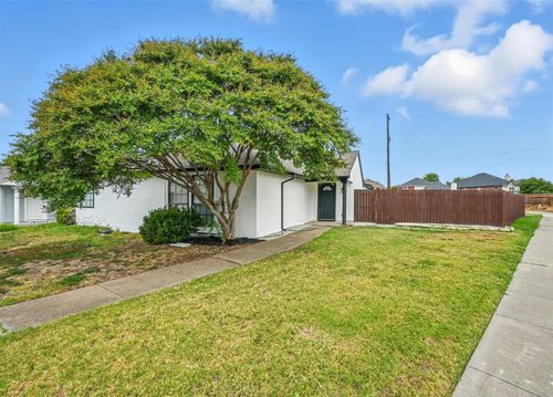 6082 Dooley Dr, The Colony, TX, 75056-1509 | Card Image