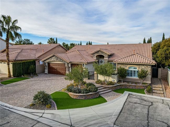 5434 Pendini Point Ct, House other with 3 bedrooms, 3 bathrooms and null parking in Las Vegas NV | Image 44