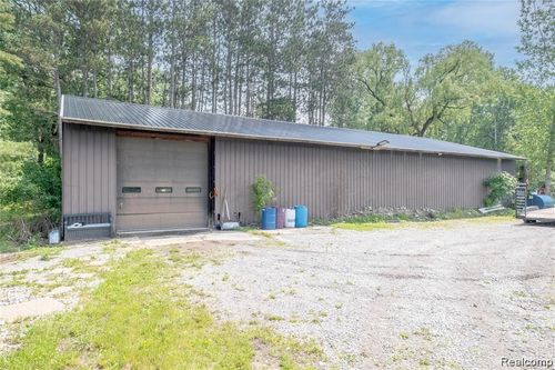 8780 Dixie Hwy, Birch Run, MI, 48415-8927 | Card Image