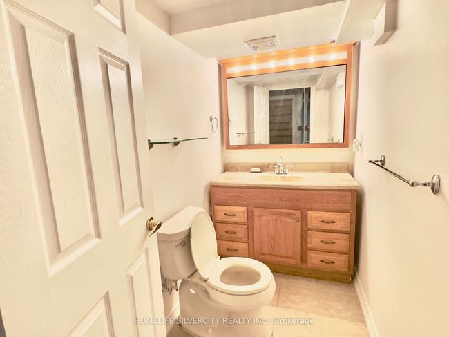 12 Larkdale Terr, Condo with 2 bedrooms, 3 bathrooms and 1 parking in Brampton ON | Image 18