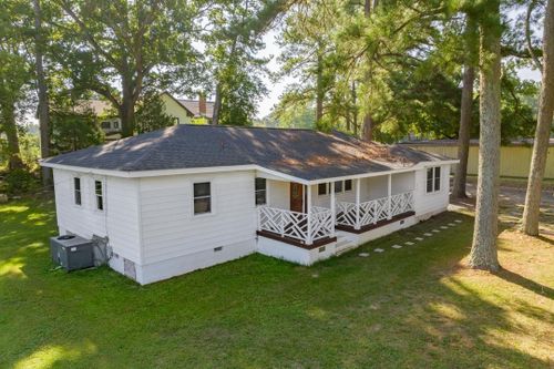 36 Main St, Hollister, NC, 27844-9803 | Card Image